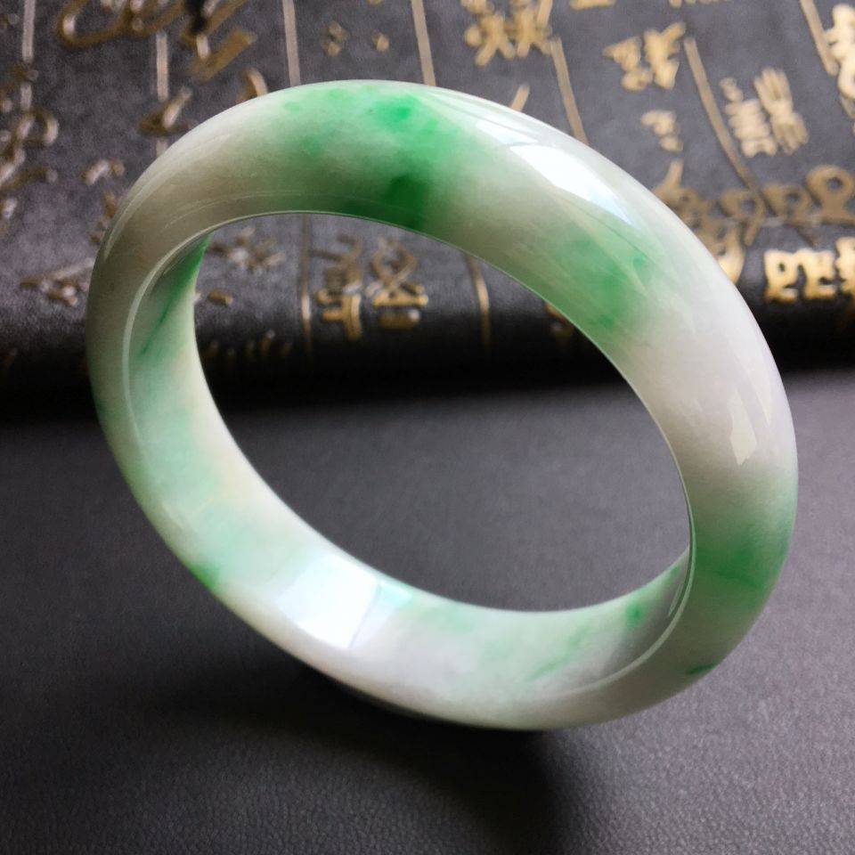 糯冰种飘翠手镯(55.6mm)