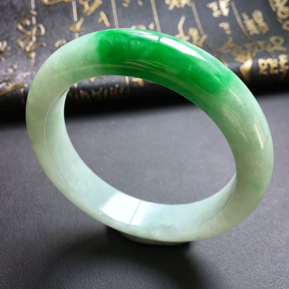 糯冰种飘翠手镯(58.2mm)