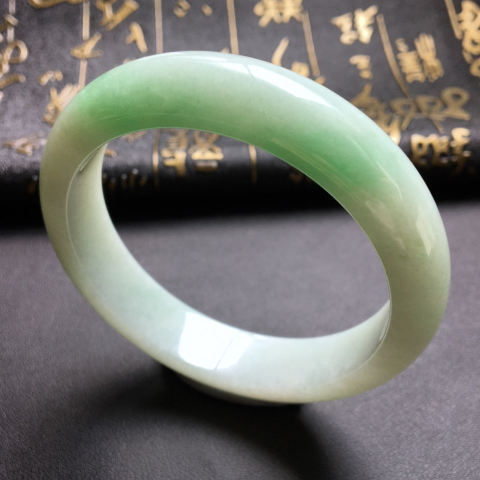 糯冰种飘翠手镯(57.4mm)