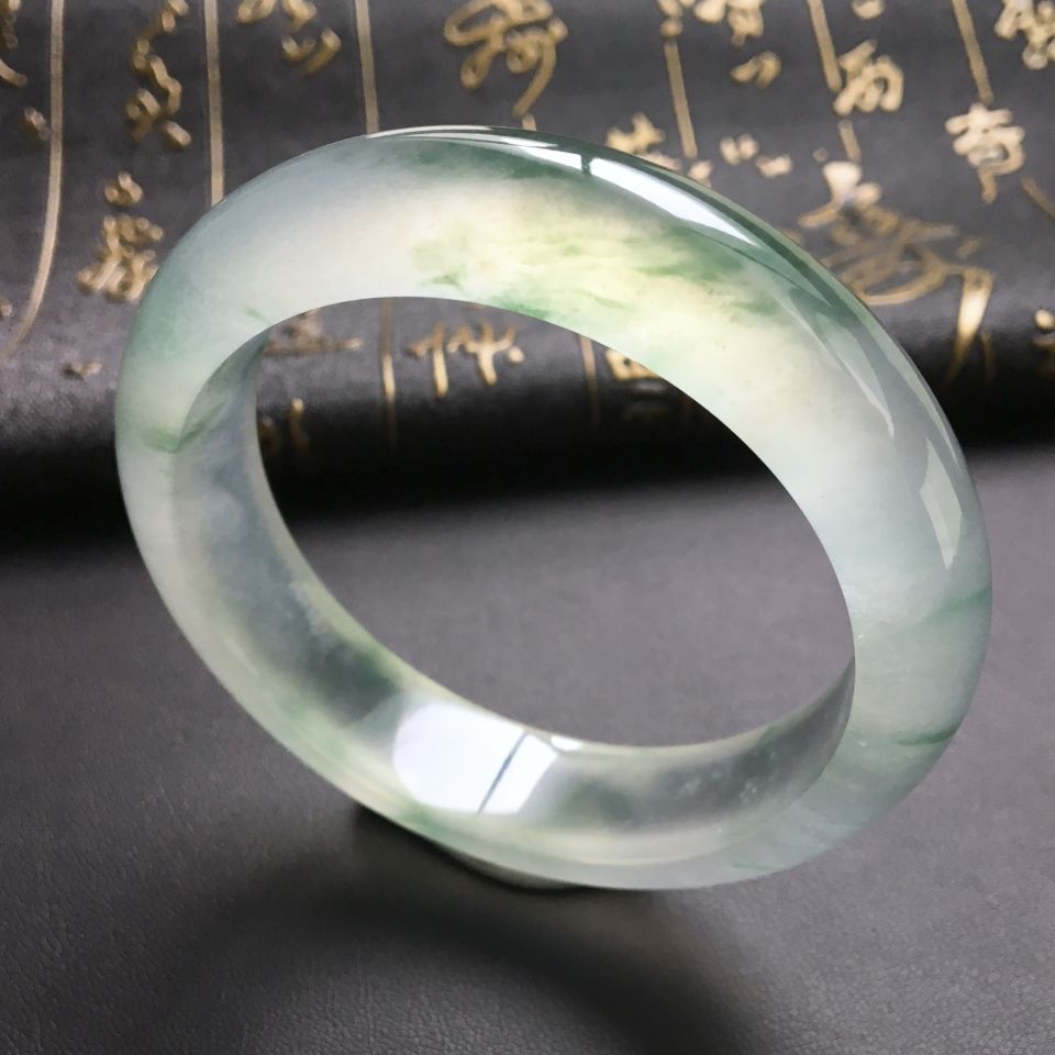 冰玻种飘花手镯(57mm)