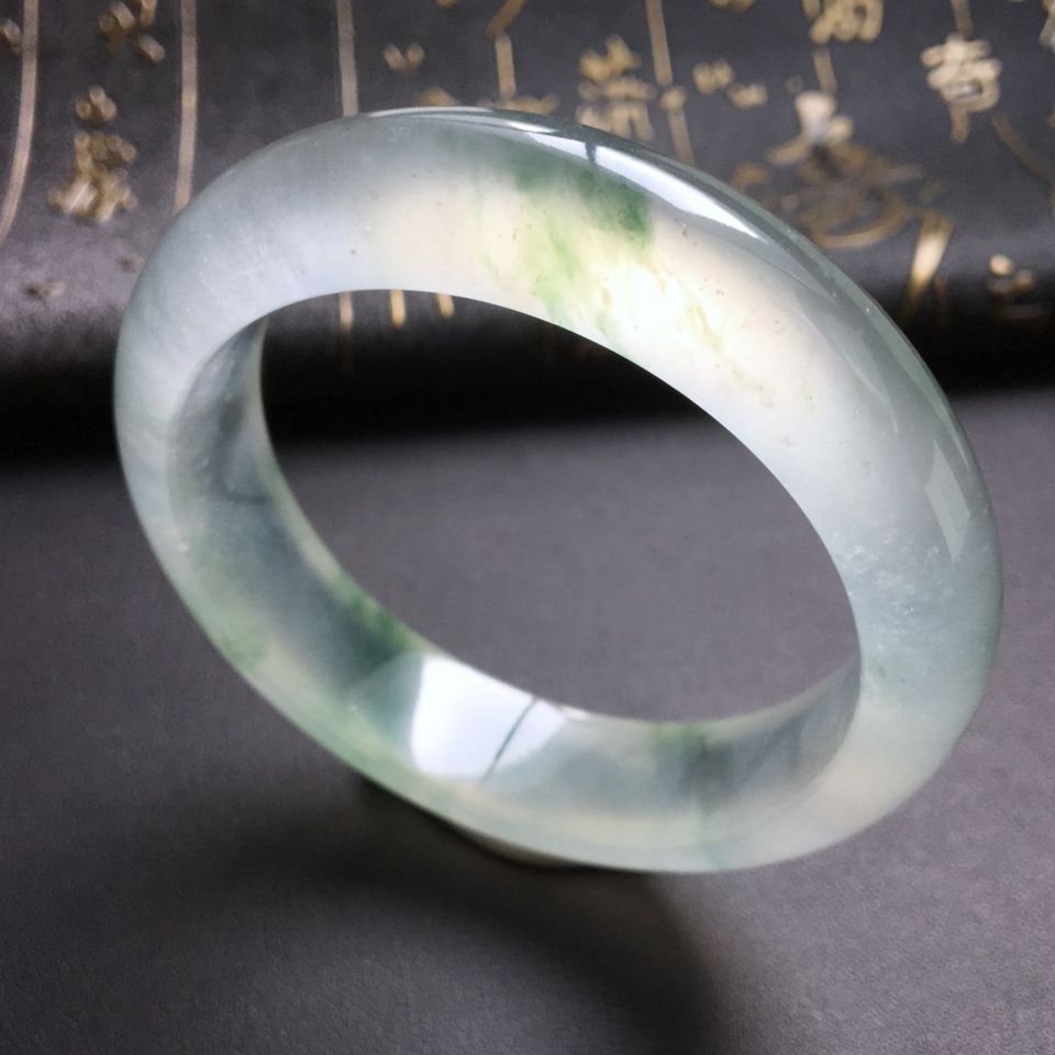 冰玻种飘花手镯(57mm)