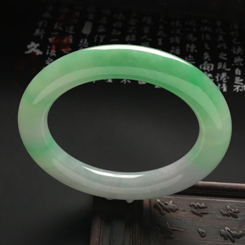 糯冰种飘翠圆条手镯（54mm）