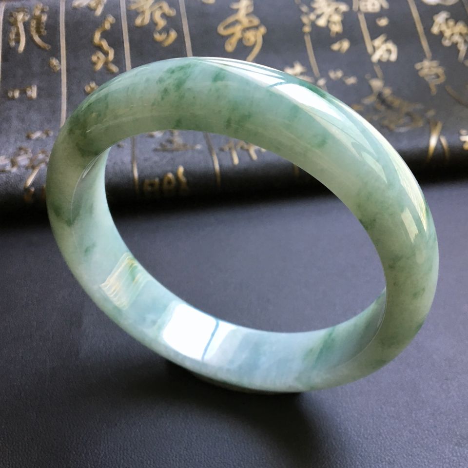 糯冰种飘花手镯(64.2mm)