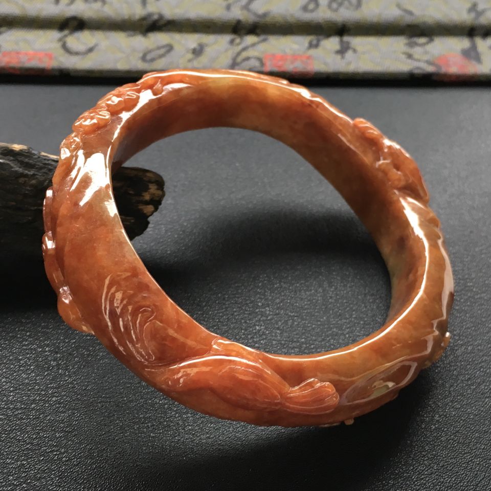 细糯种红黄翡雕花手镯(60.2mm)