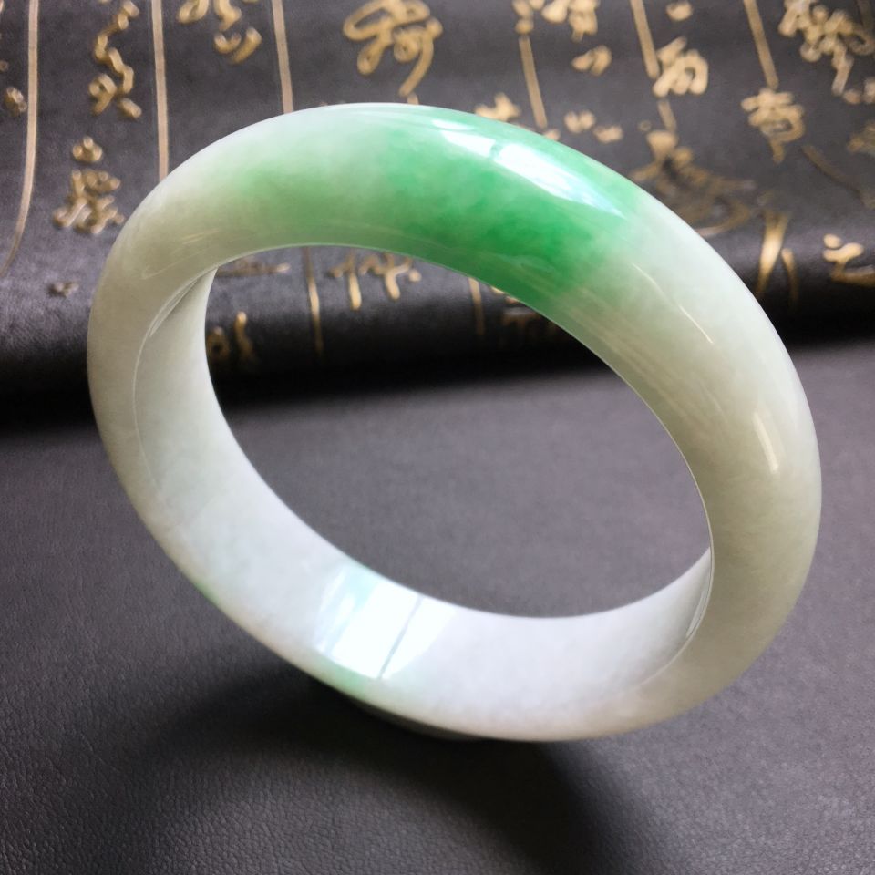 糯冰种飘翠手镯(59.1mm)