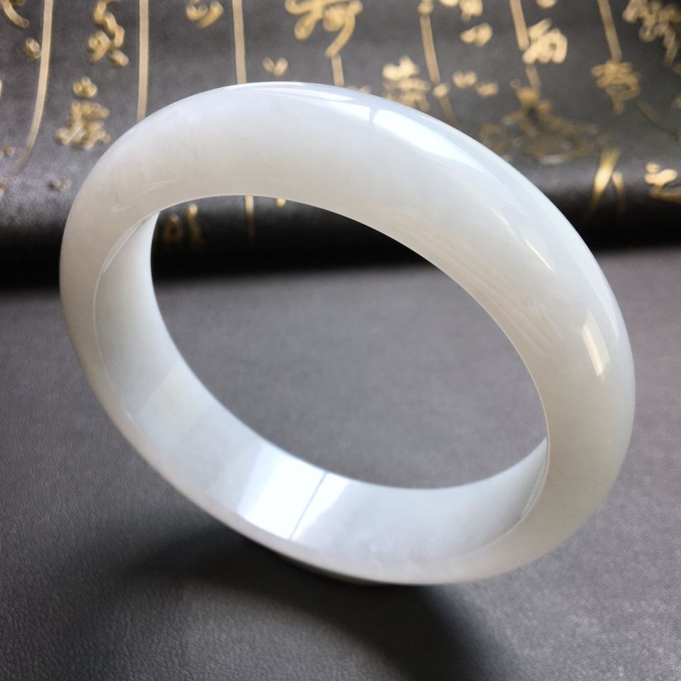 糯冰种淡晴水手镯(58mm)