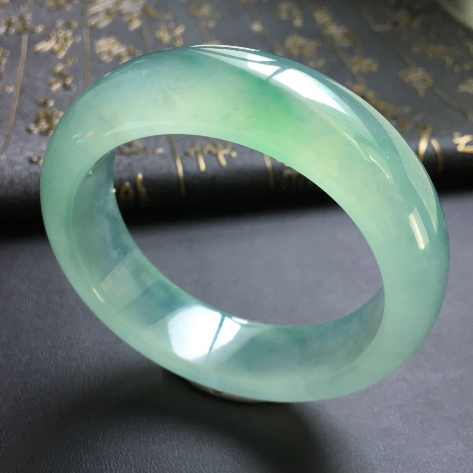 冰种晴水飘翠手镯(56.8mm)