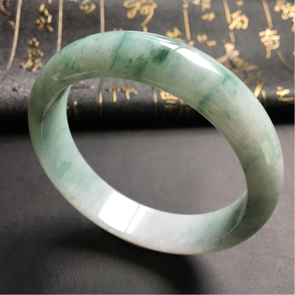 糯冰种飘花手镯(62.8mm)