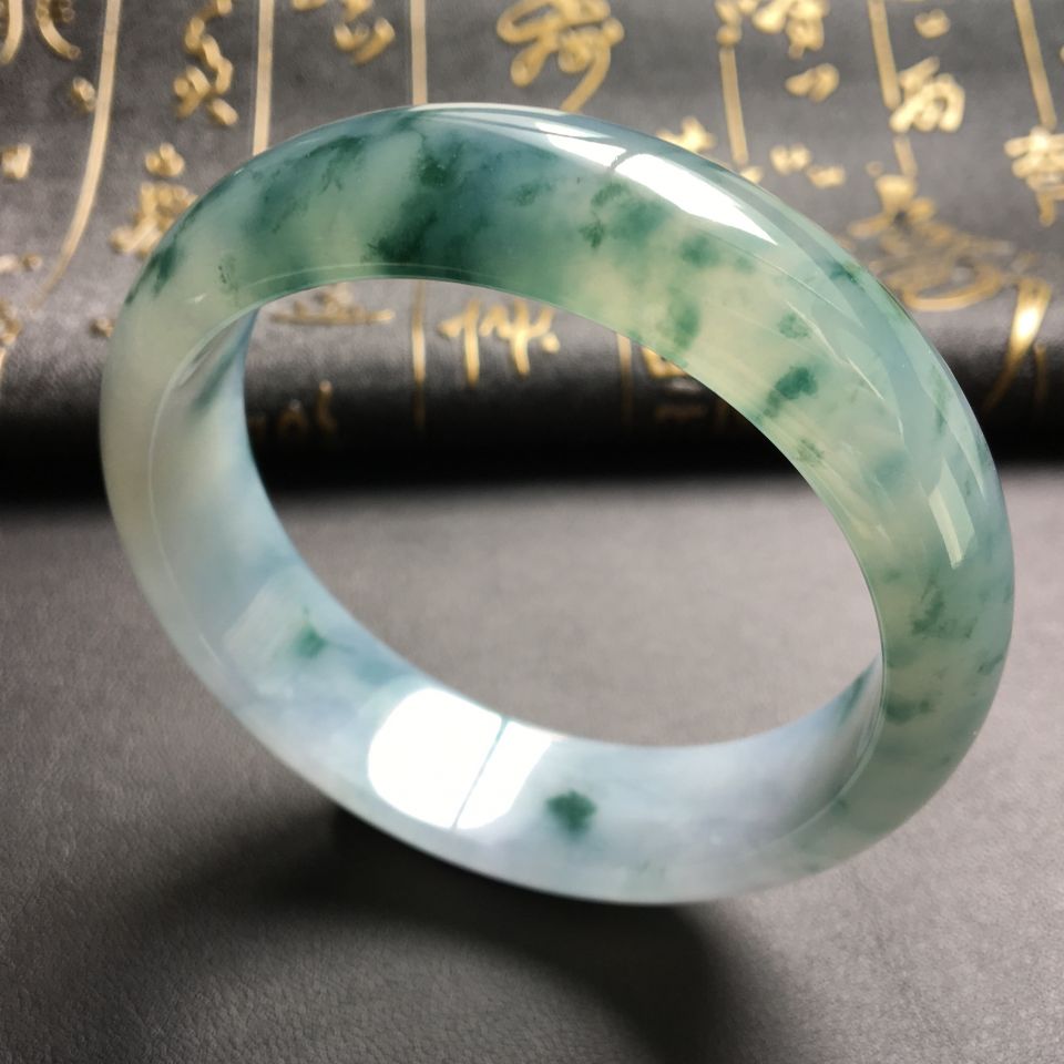 糯冰种飘花手镯(59.8mm)