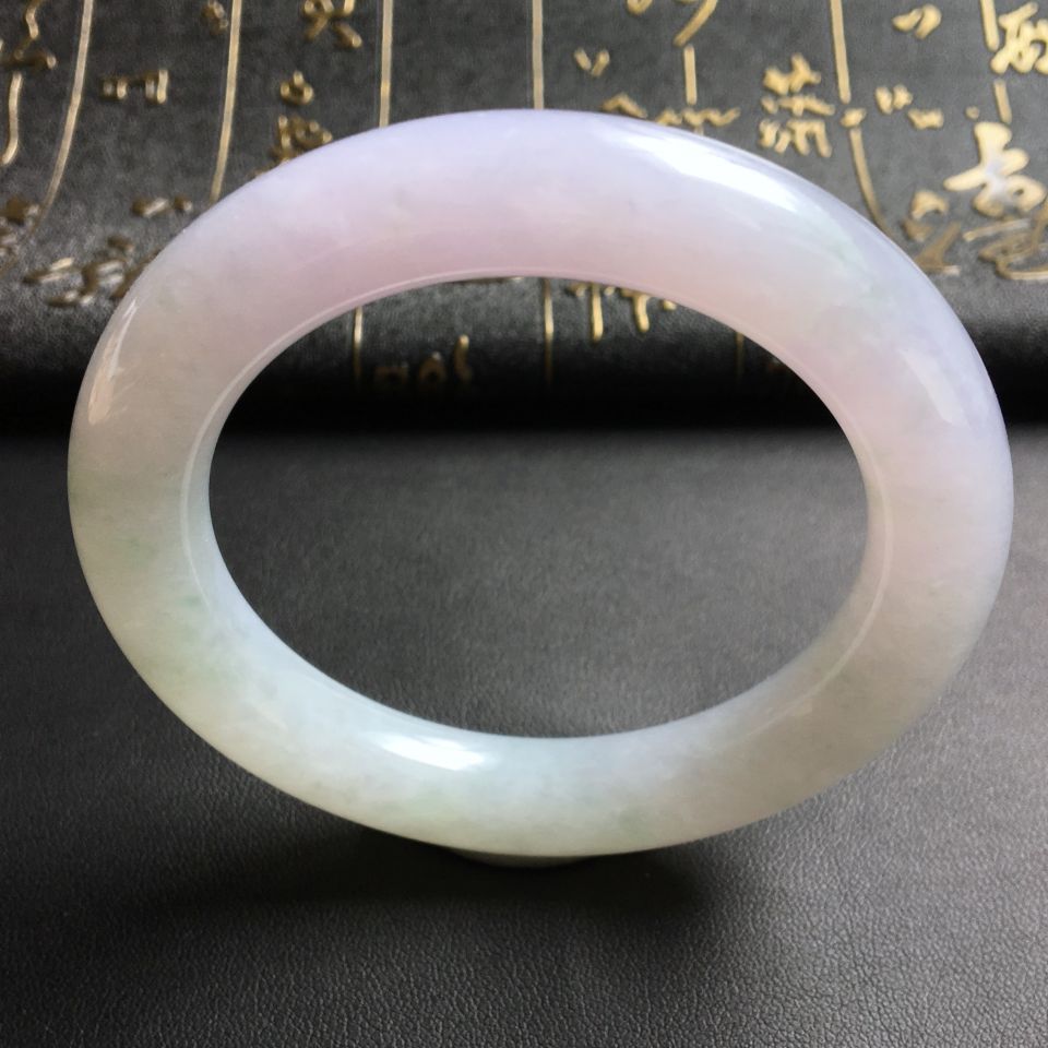 糯冰种淡紫罗兰略飘花圆条手镯(57.5mm)