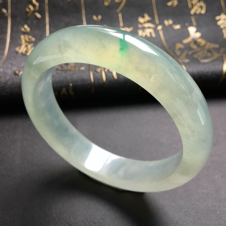 冰种略飘翠手镯(57.5mm)