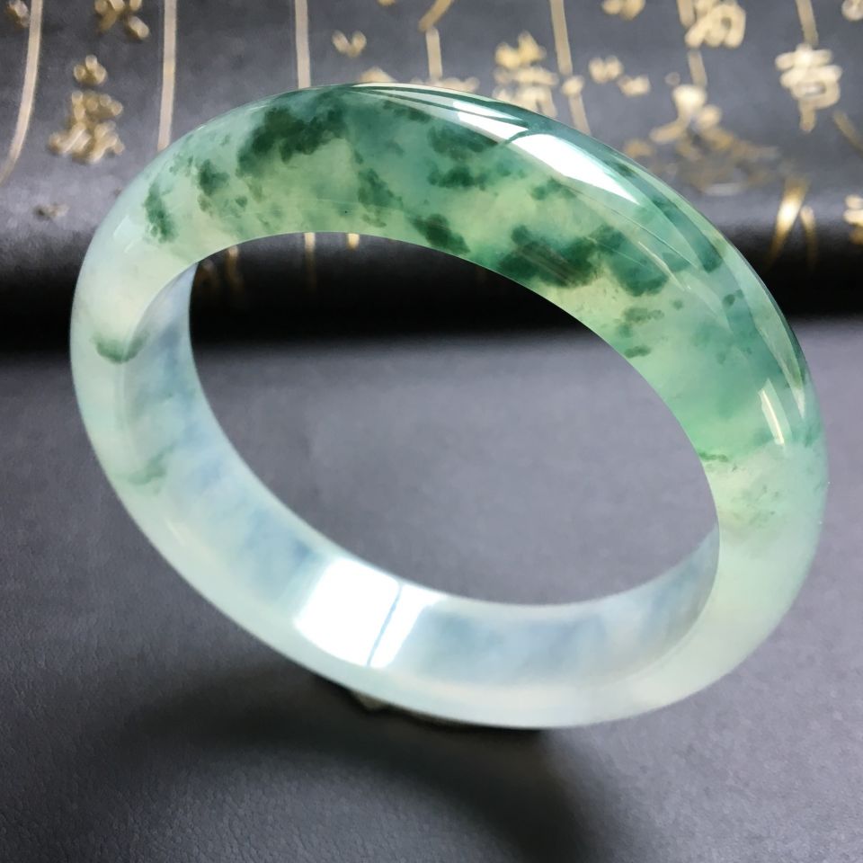 冰种飘花手镯(56mm)