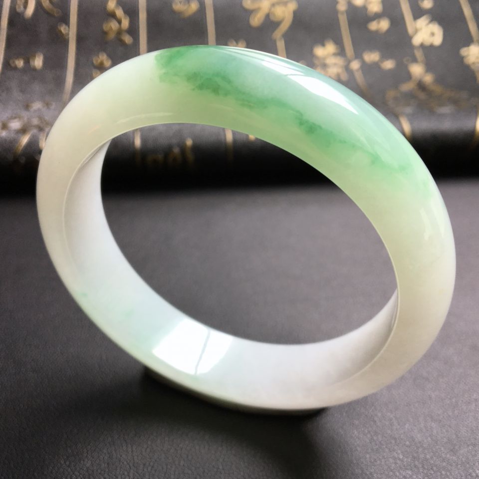 糯冰种飘绿花手镯(54.2mm)