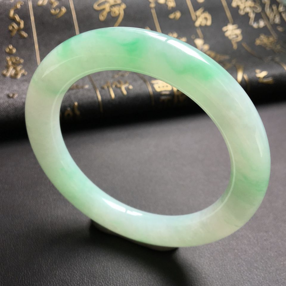 糯冰种飘翠圆条手镯(56.2mm)