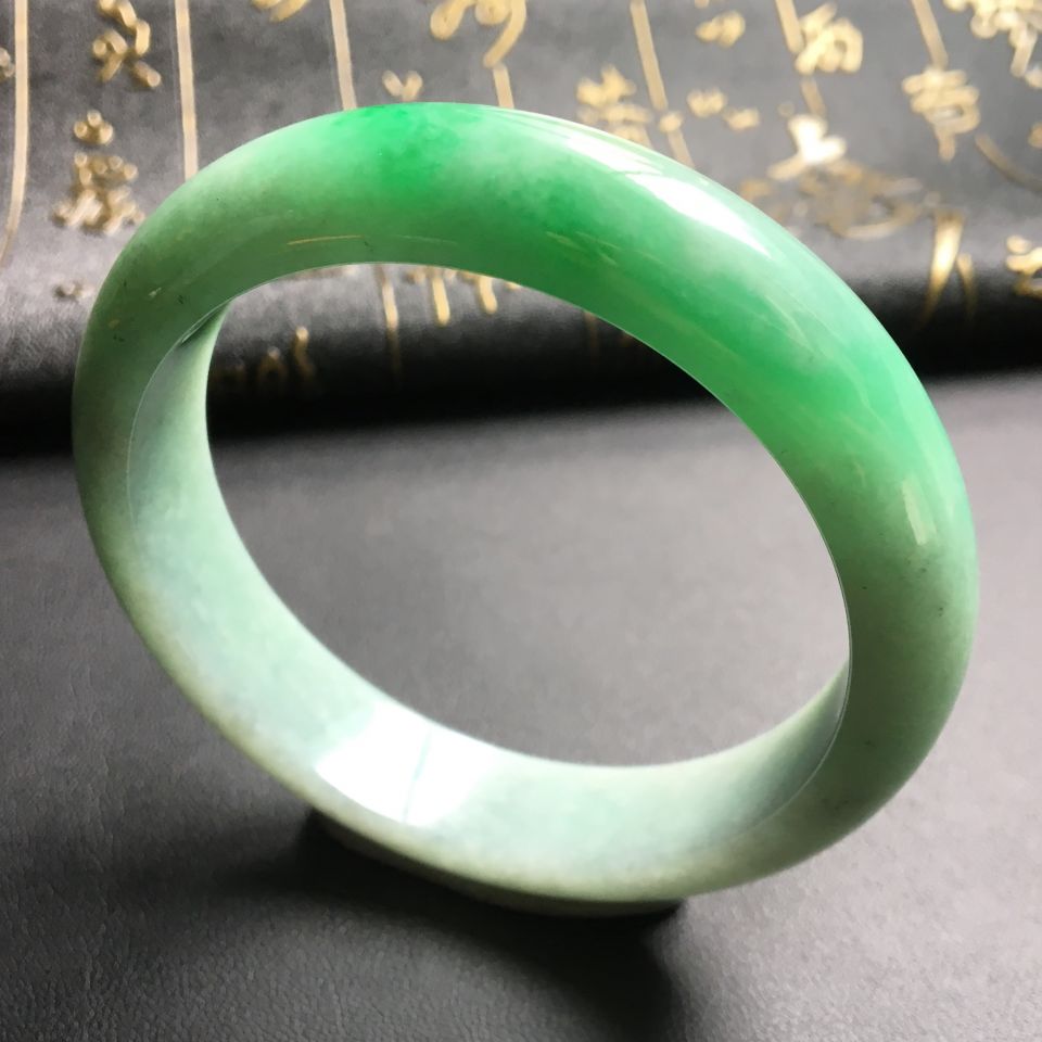 糯冰种飘翠手镯(57.8mm)