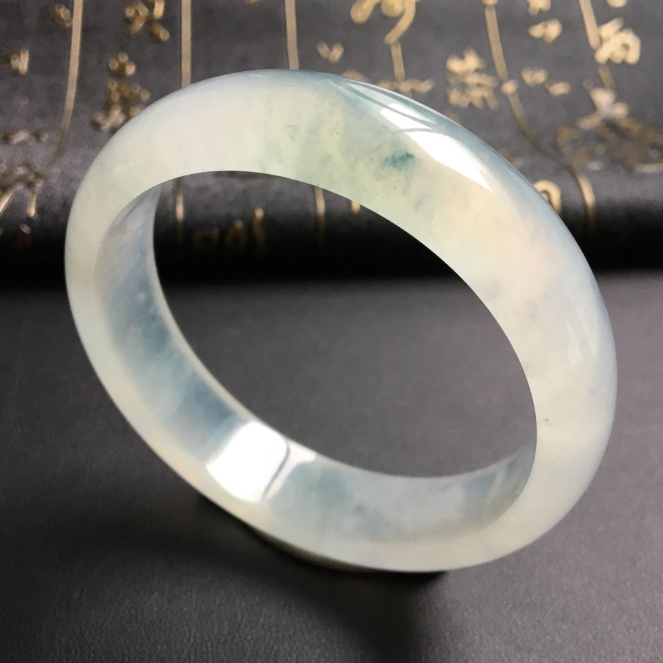 冰种略飘花手镯(54mm)