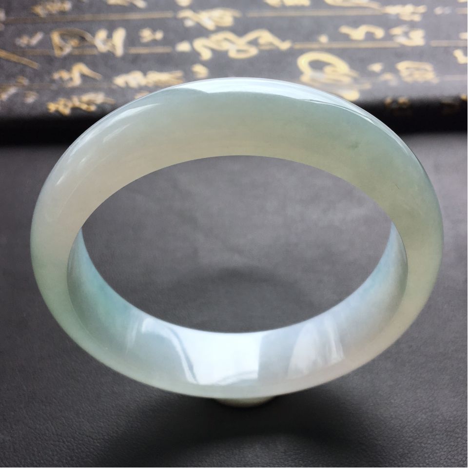 糯冰种晴水手镯（58.3mm）