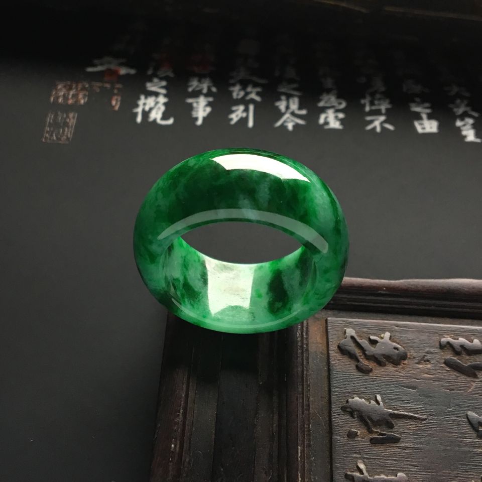 糯冰种浓绿指环
