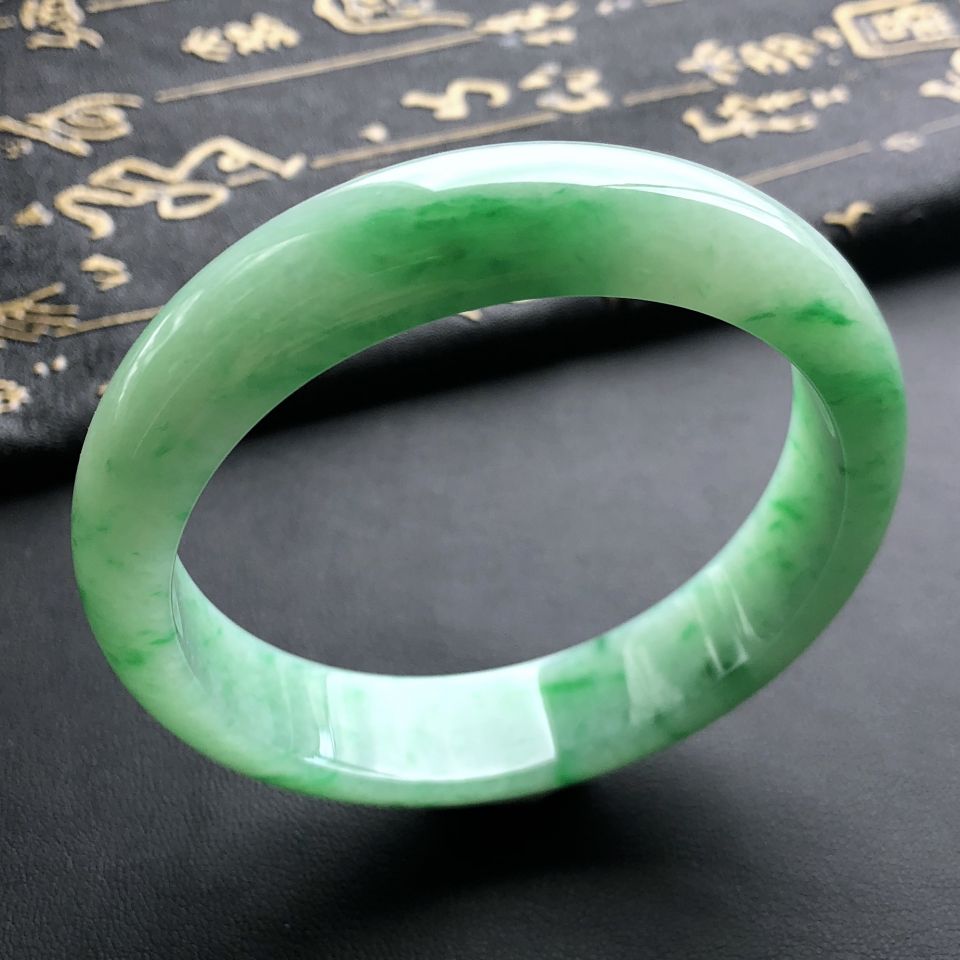 糯冰种飘翠手镯（58.8mm）