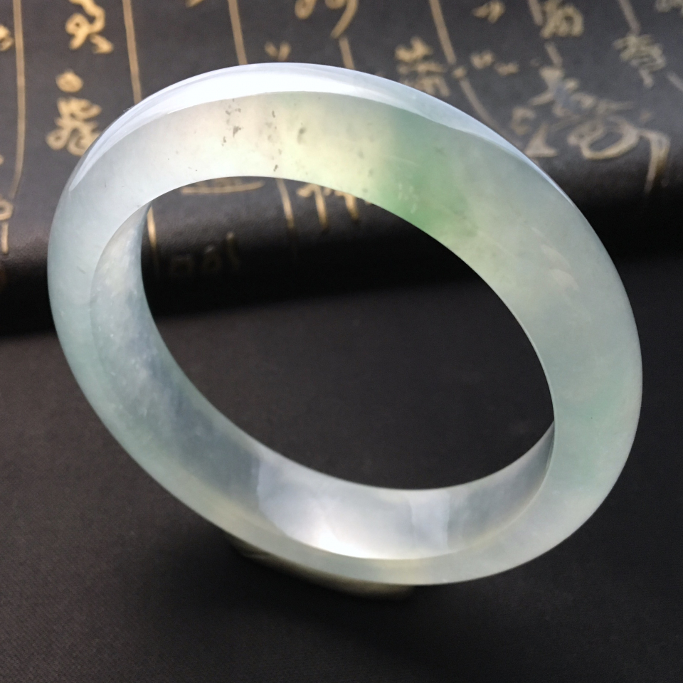 冰种略飘花手镯(57mm)