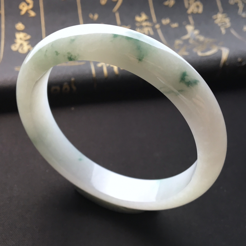 糯冰种飘花手镯(60.2mm)