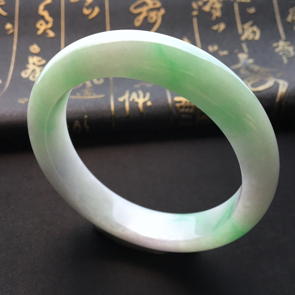 糯冰种飘翠手镯(57mm)