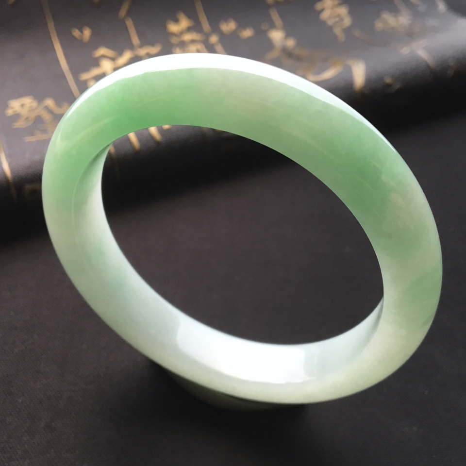 糯冰种豆色手镯(53mm)