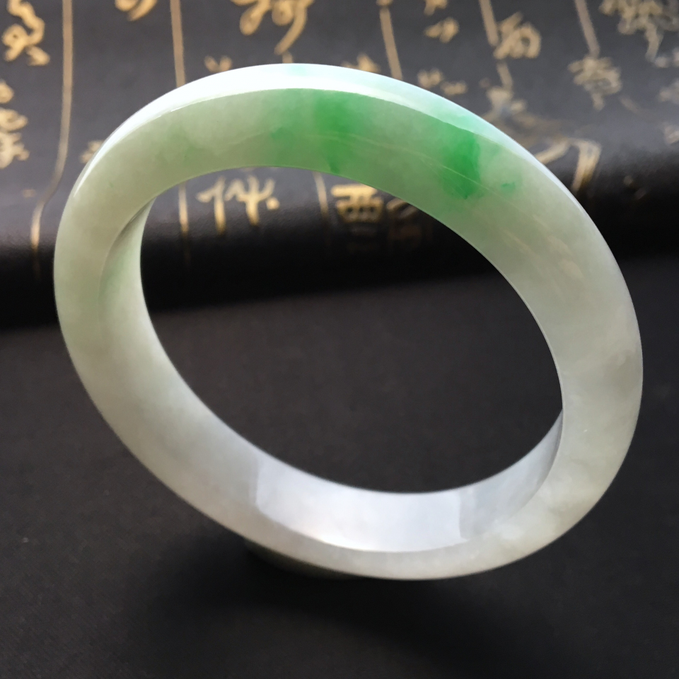 糯冰种飘翠手镯（54.6mm）