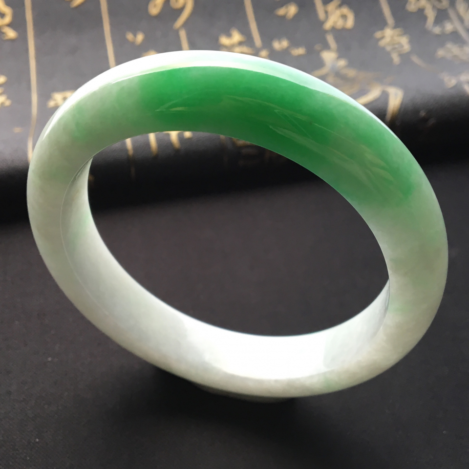 糯冰种飘翠手镯(57.5mm)