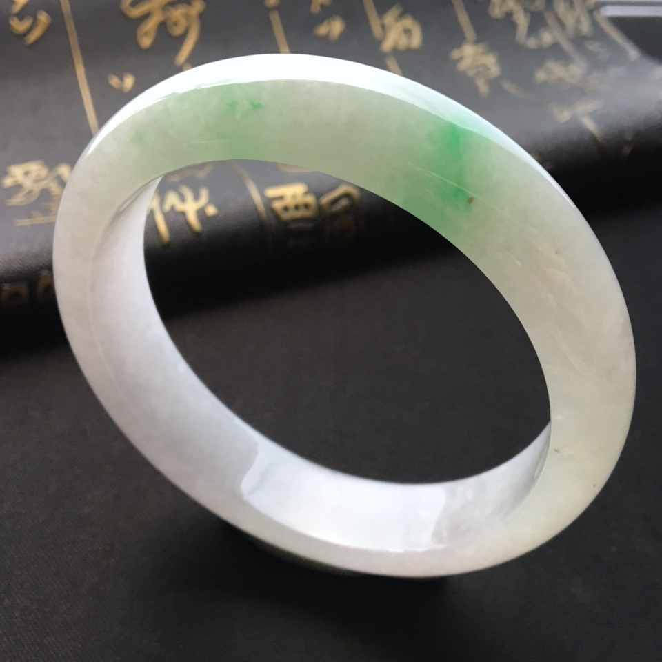 糯冰种飘翠手镯(58.5mm)