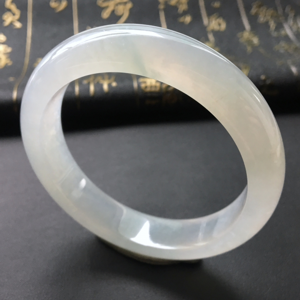 糯冰种晴水手镯(57.2mm)