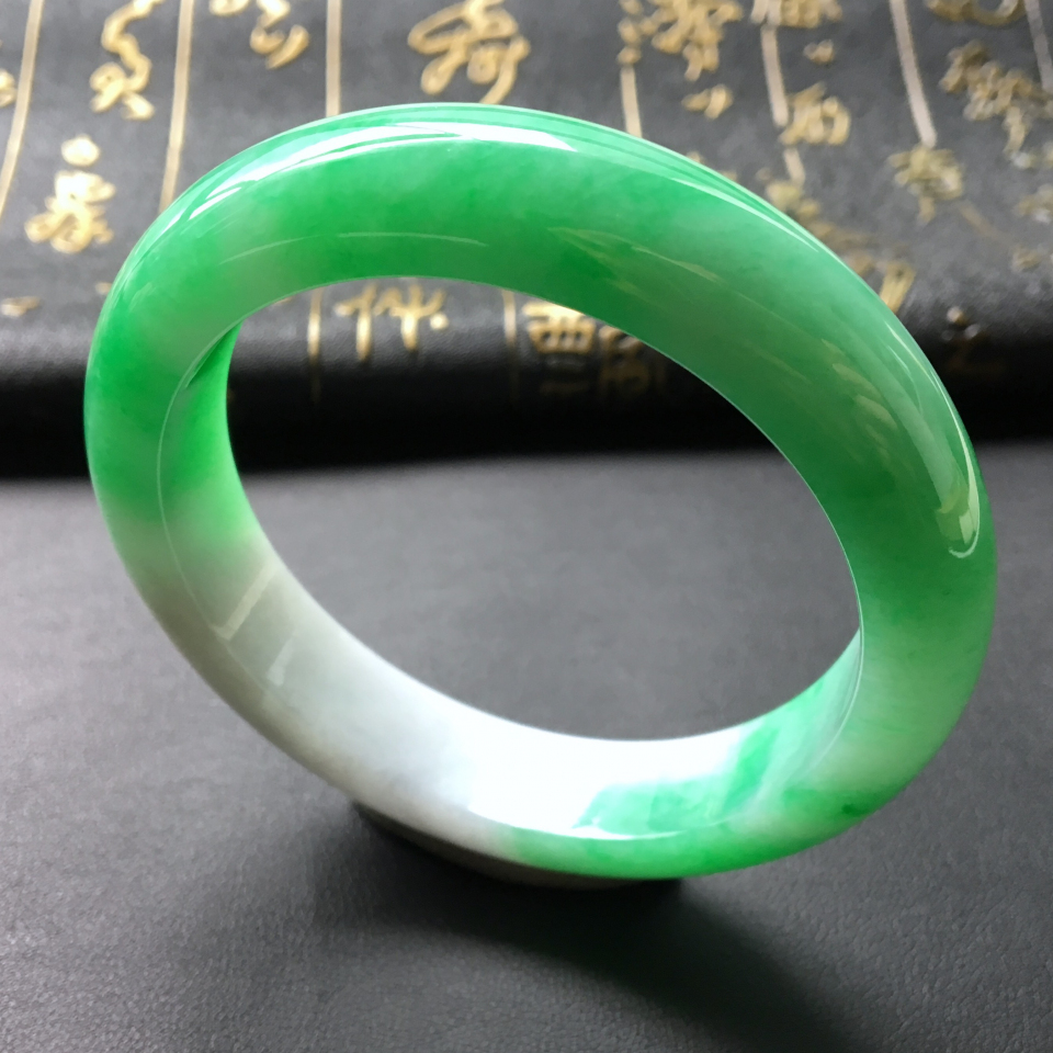 糯冰种翠色手镯(58.2mm)