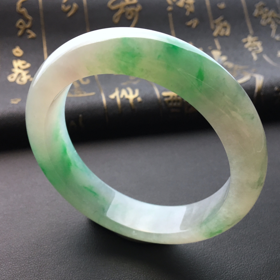 糯冰种飘翠手镯(56.5mm)