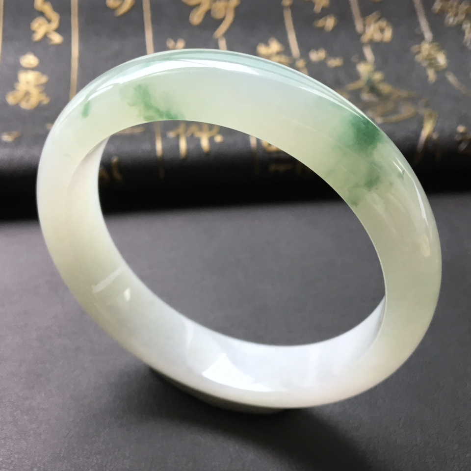 糯冰种飘花手镯(56.2mm)