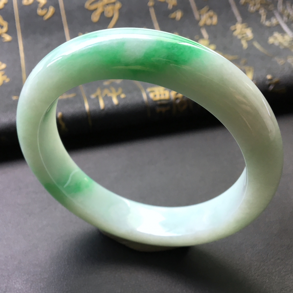 糯冰种飘翠手镯(58.5mm)