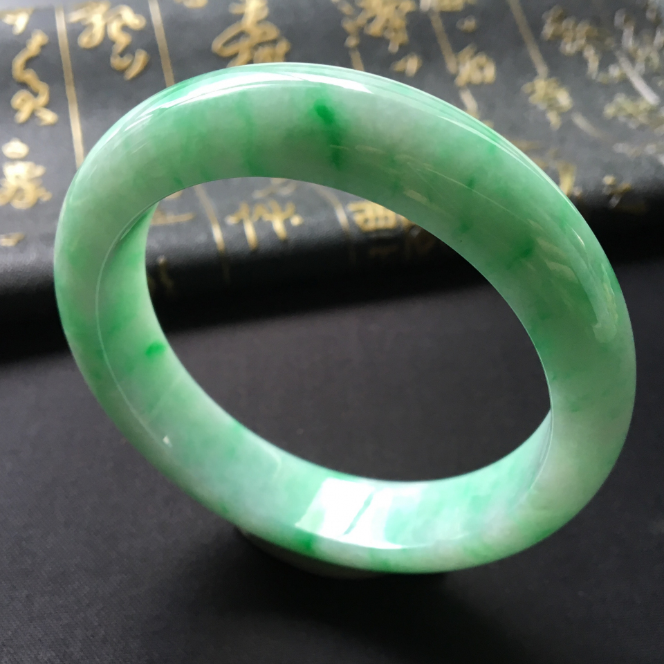 糯冰种飘翠手镯(57mm)