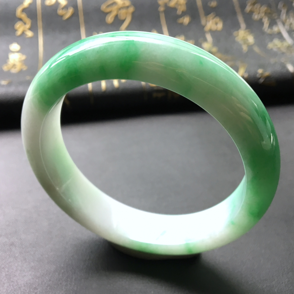 糯冰种飘翠手镯(57.4mm)