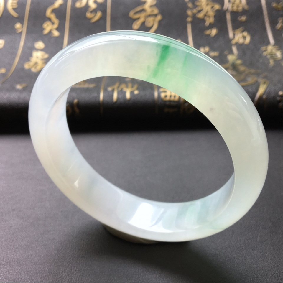 冰种略飘翠手镯(57mm)