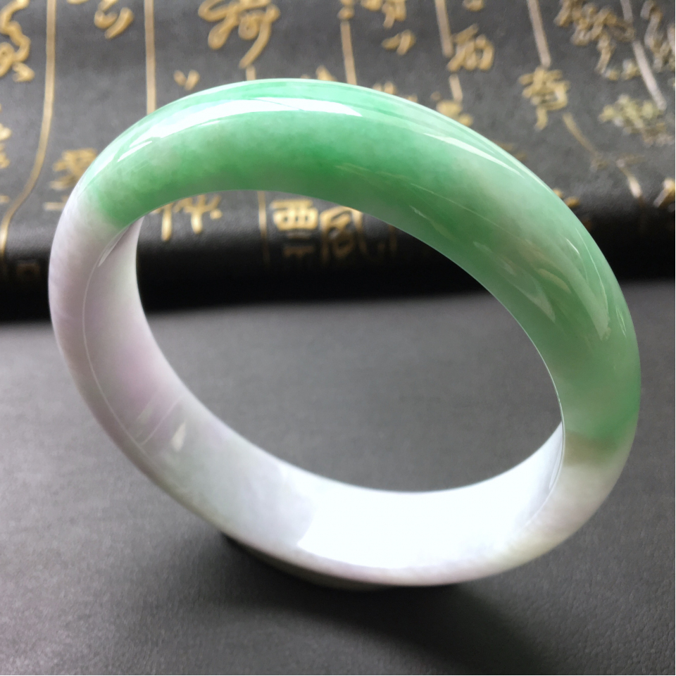 糯冰种飘翠手镯(62mm)