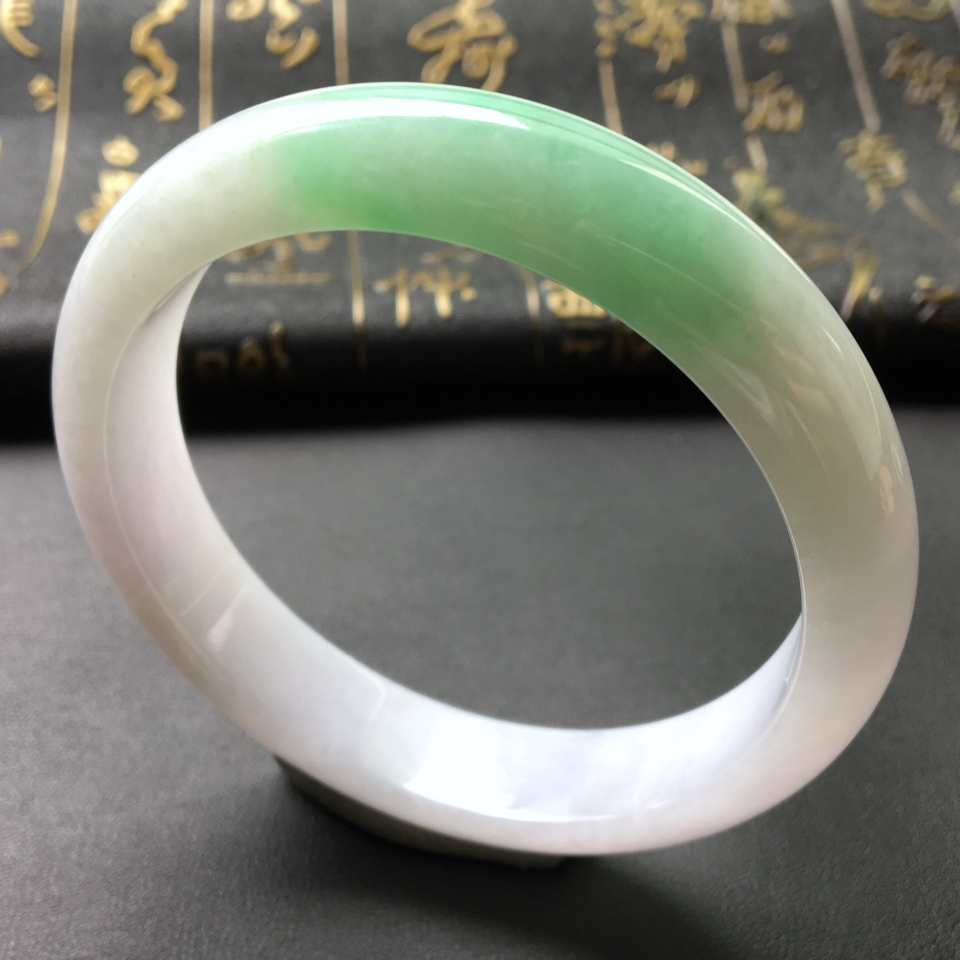 糯冰种飘翠手镯(62.3mm)