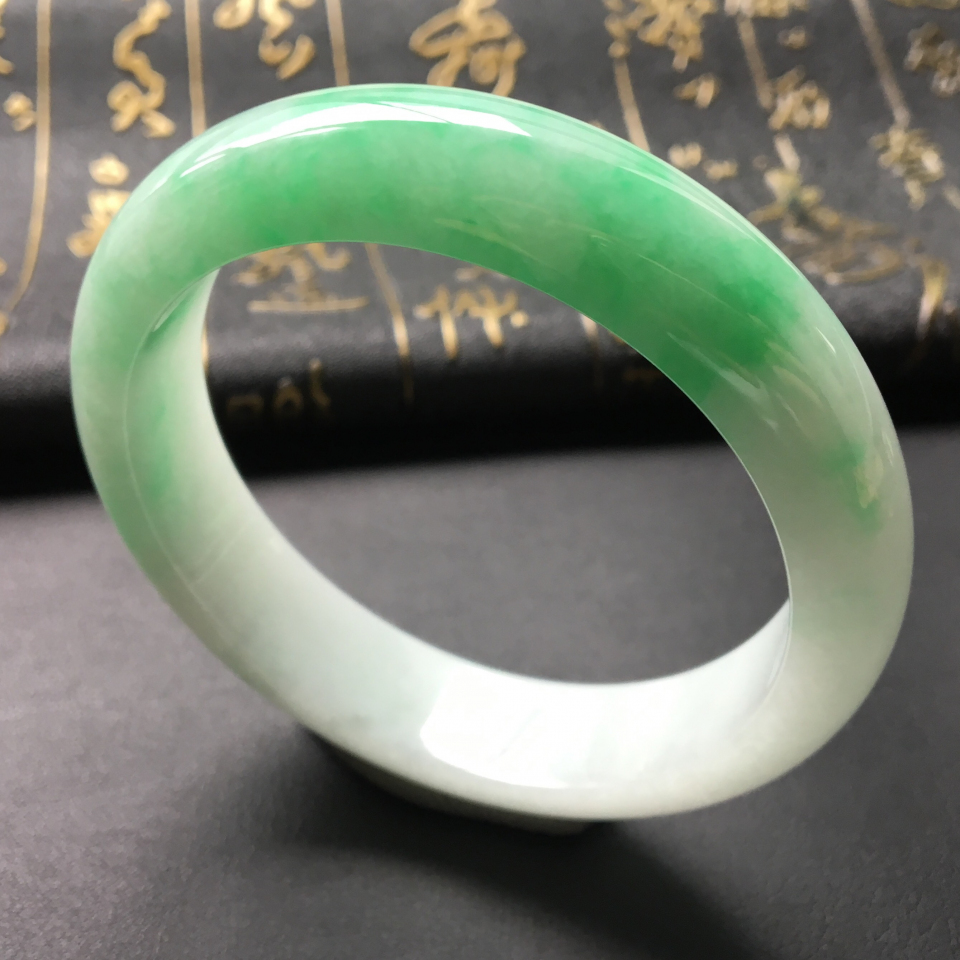 糯冰种飘翠手镯(58.2mm)