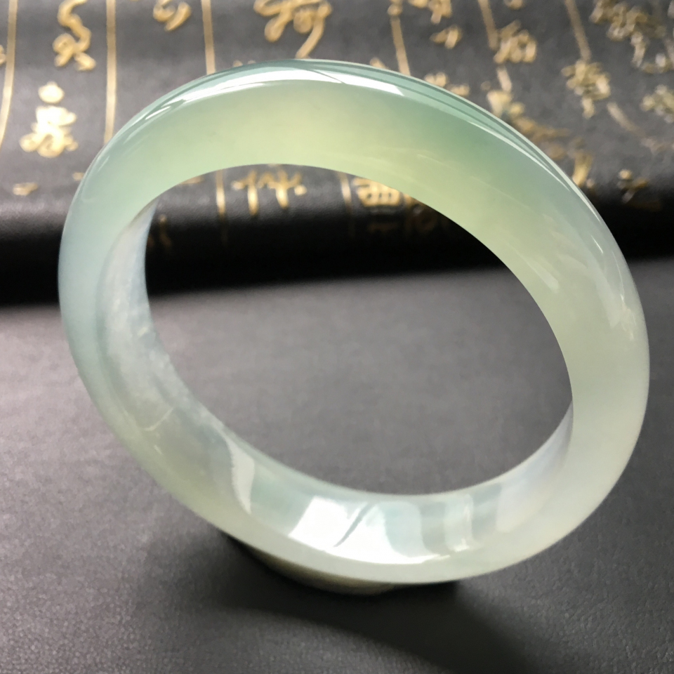 冰种晴水手镯(58.5mm)