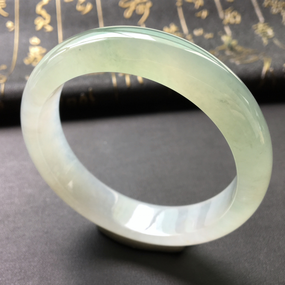 冰种晴水略飘花手镯(57.5mm)