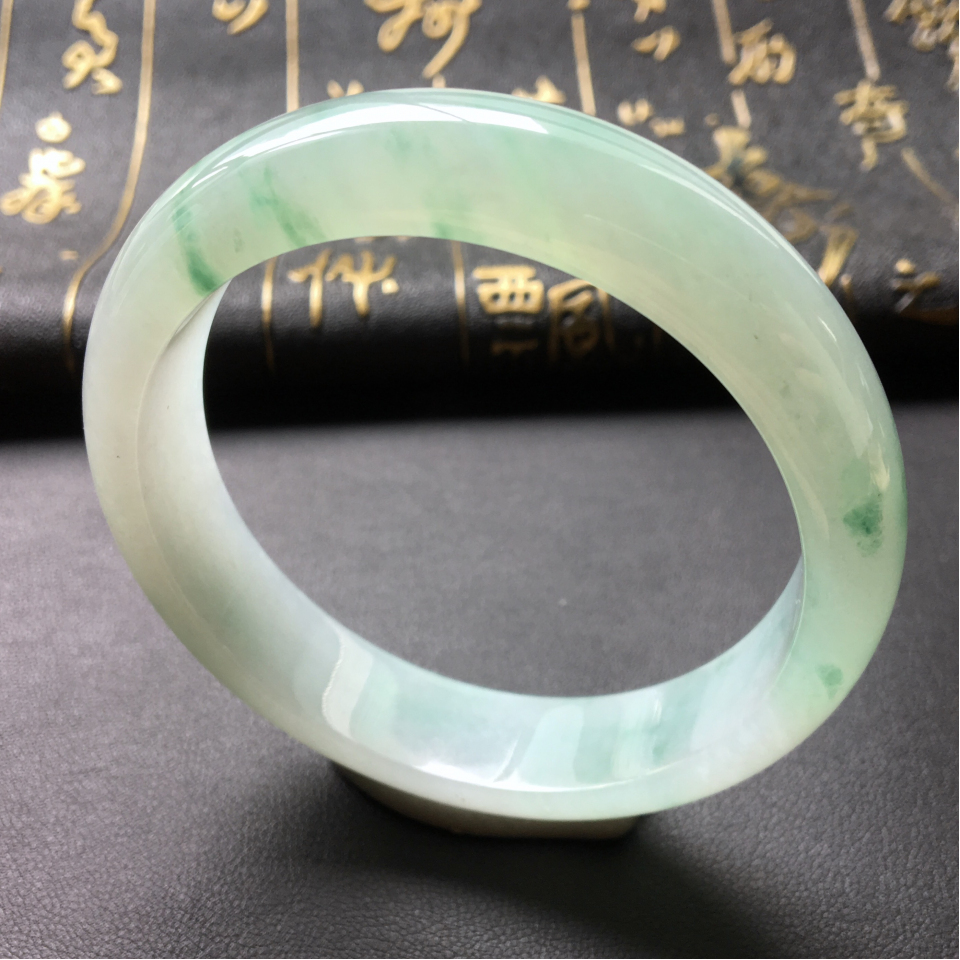 糯冰种飘花手镯(56.6mm)