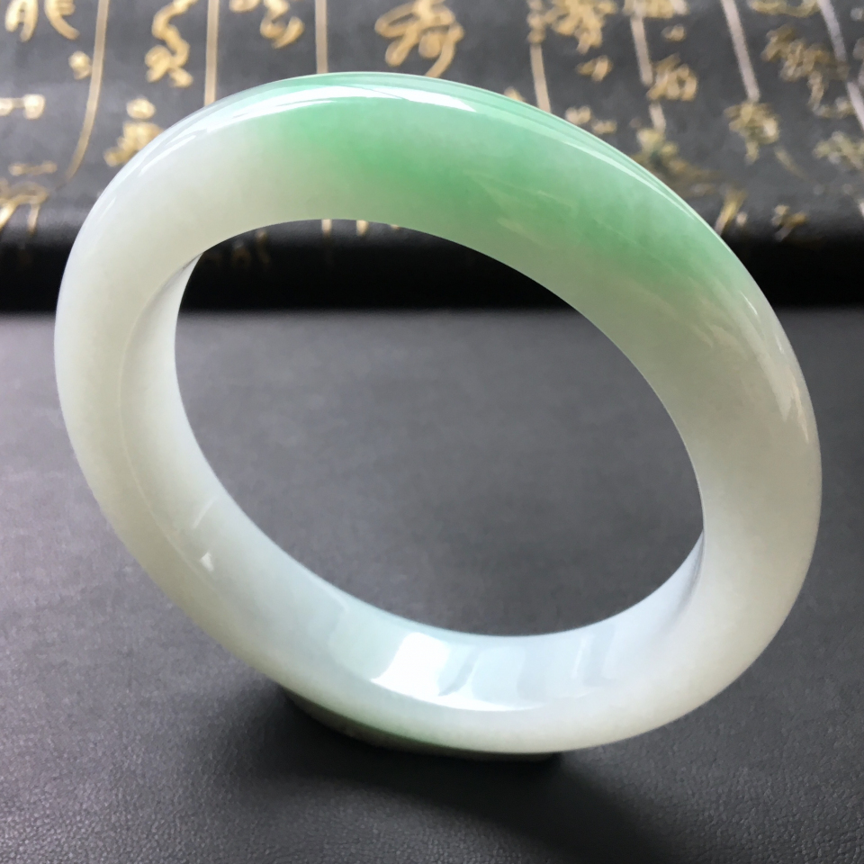 糯冰种飘翠手镯(59.7mm)