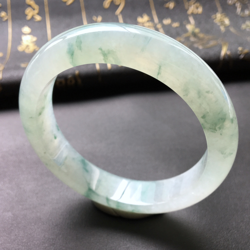 糯冰种飘花手镯(57.4mm)