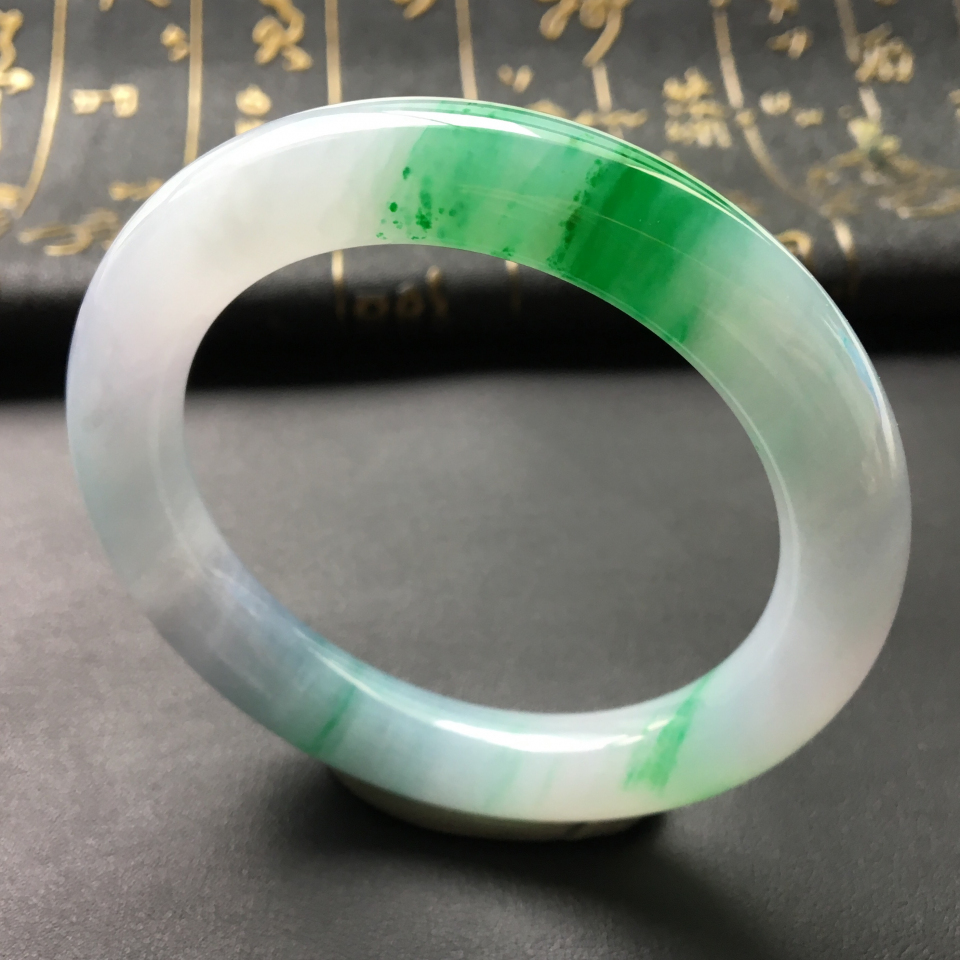 糯冰种飘阳绿圆条手镯(56.2mm)
