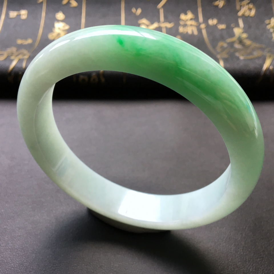 糯冰种飘翠手镯(62.5mm)