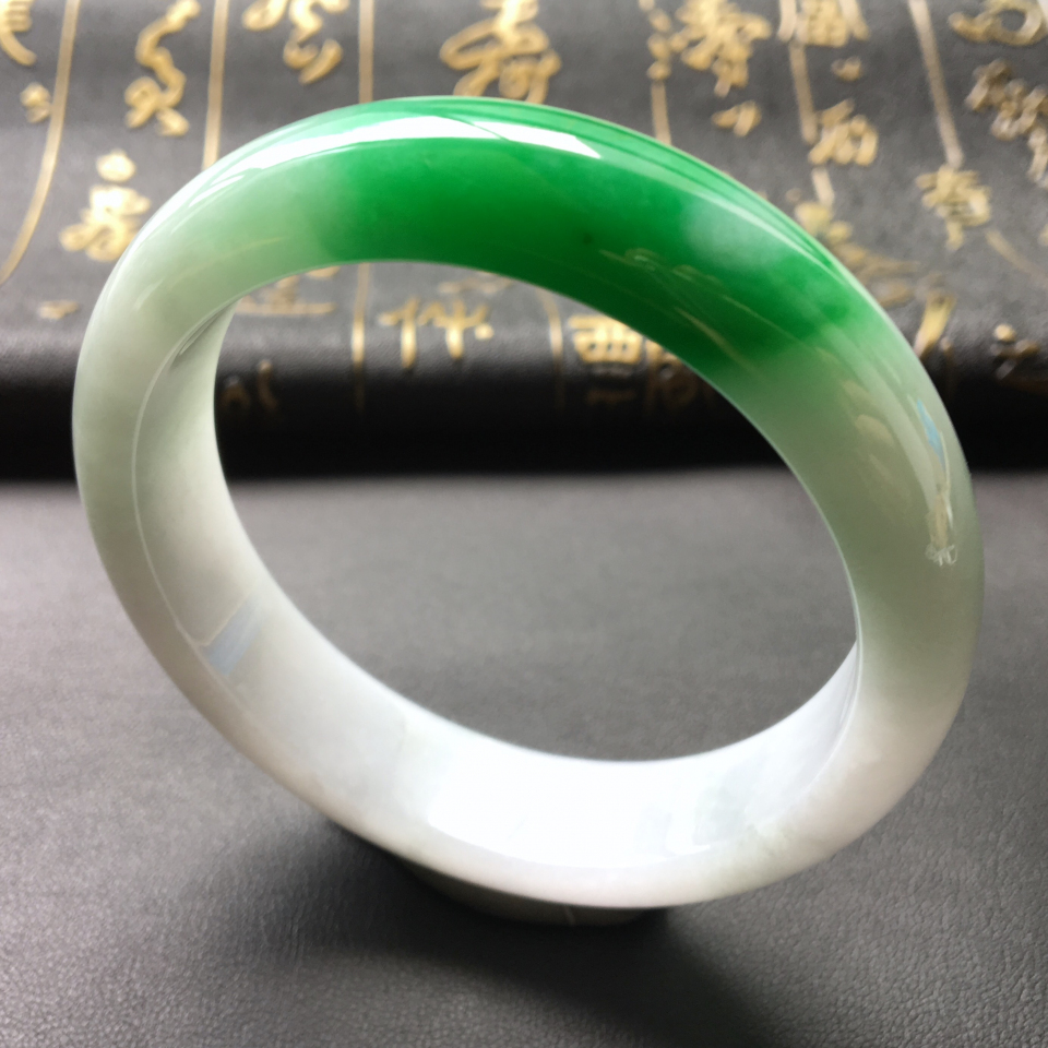 糯冰种飘翠手镯(57.5mm)