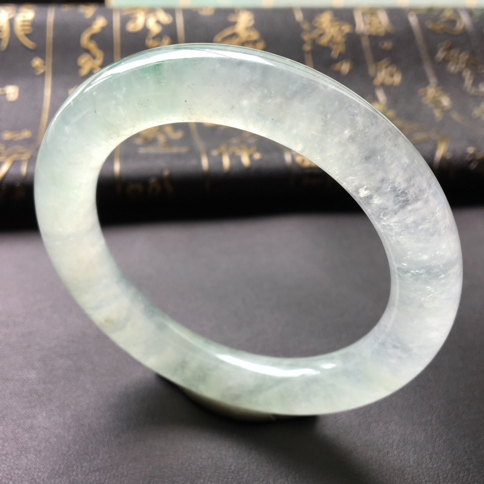 冰种晴水略飘花圆条手镯(56.2mm)